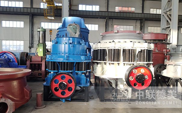 甘肅多缸液壓圓錐破碎機(jī)現(xiàn)場視頻圖片