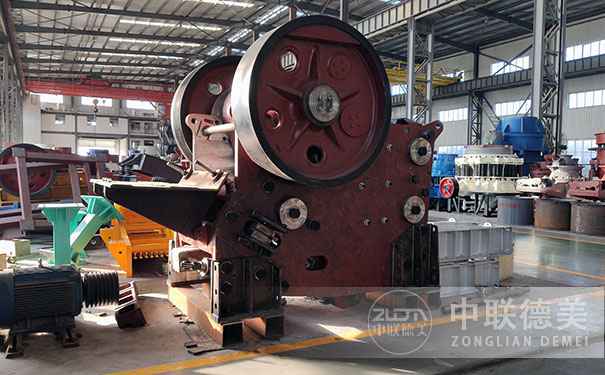 立軸數控破碎機有什么用?