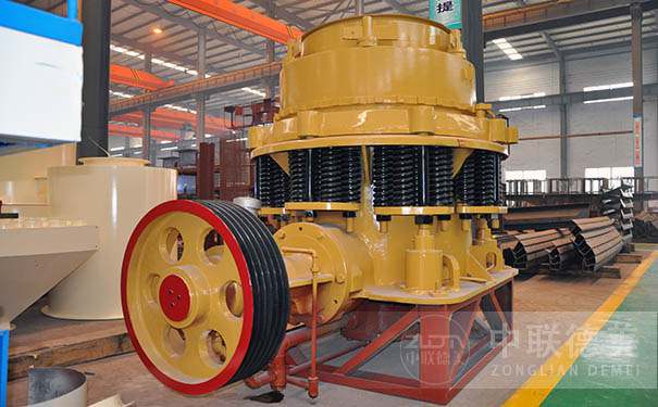 液壓對輥破碎機怎么用?