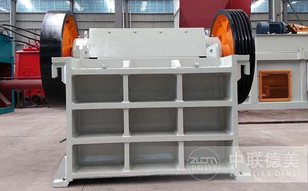 雙輥破碎機哪里好,哪里有賣的？