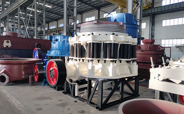 液壓對輥破碎機哪里好,哪里有賣的?