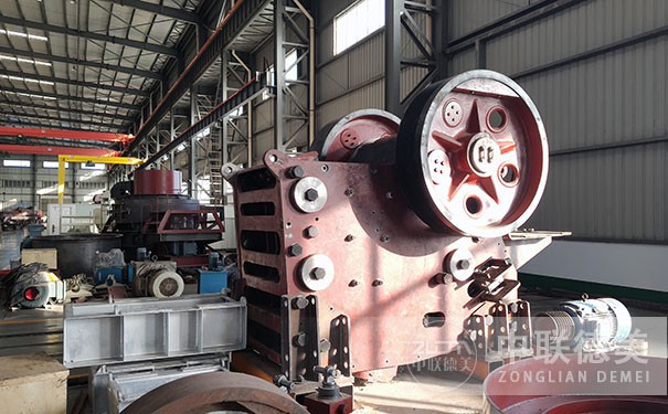 反擊破碎機(jī)怎么樣?