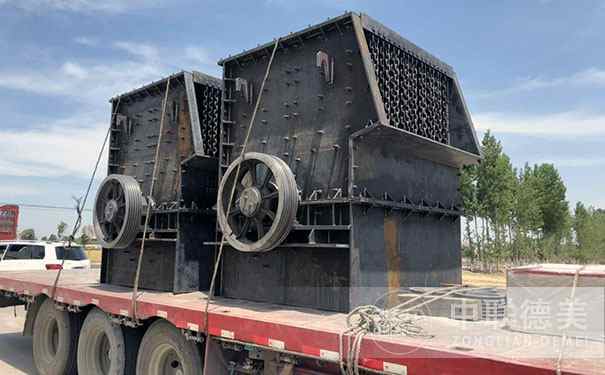 對輥破碎機(jī)